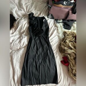 Caché body con dress with floral detail